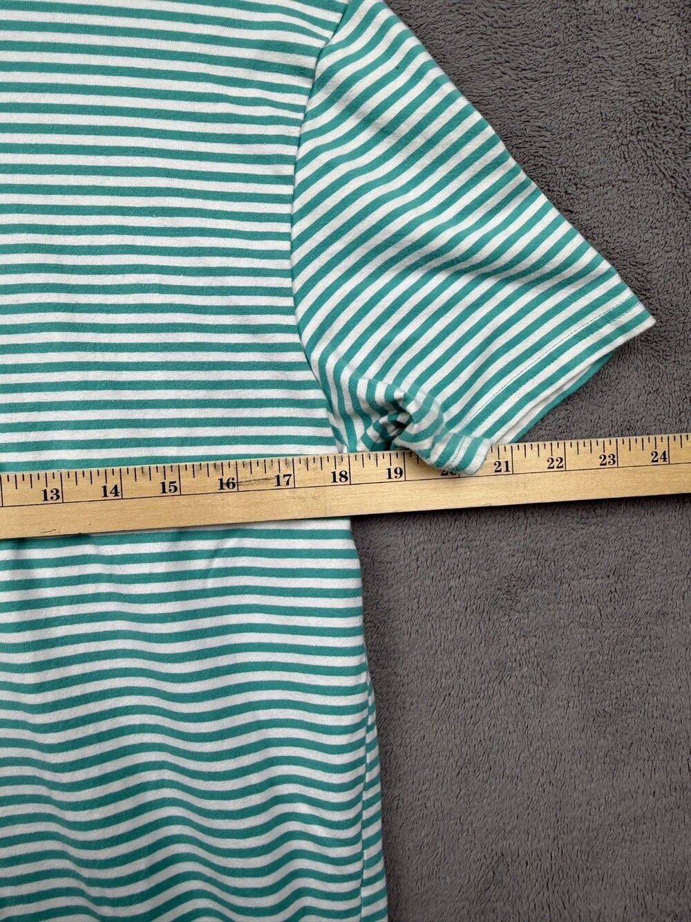 Express Mens Shirt Large Teal/White Striped V-Neck - stretchy fee - Picture 2 of 7